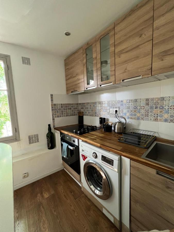 Renove, Vue Sur Palais Des Papes, Terrasse Et Wifi Troisieme Etage Apartment *